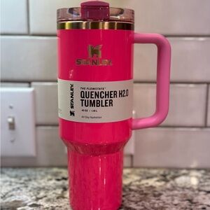 40oz Stanley Pink Parade- NEW IN BOX